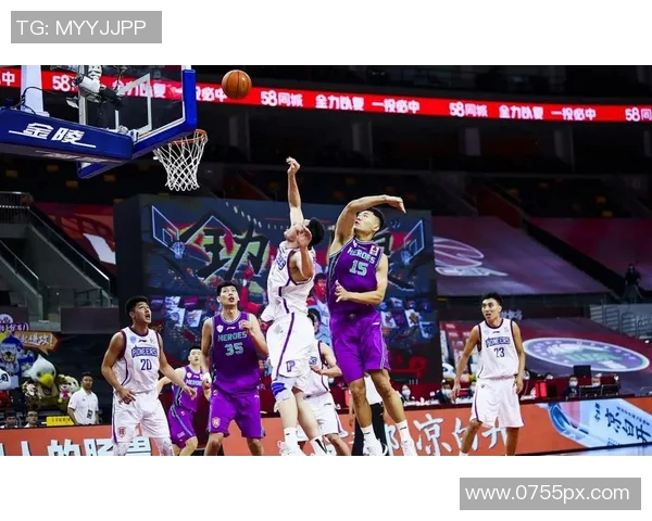 2012年CBA青岛队与北京队激战回顾精彩瞬间与赛场传奇